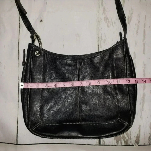Tignanello black leather‎ purse w/ white stitching - Picture 5 of 7